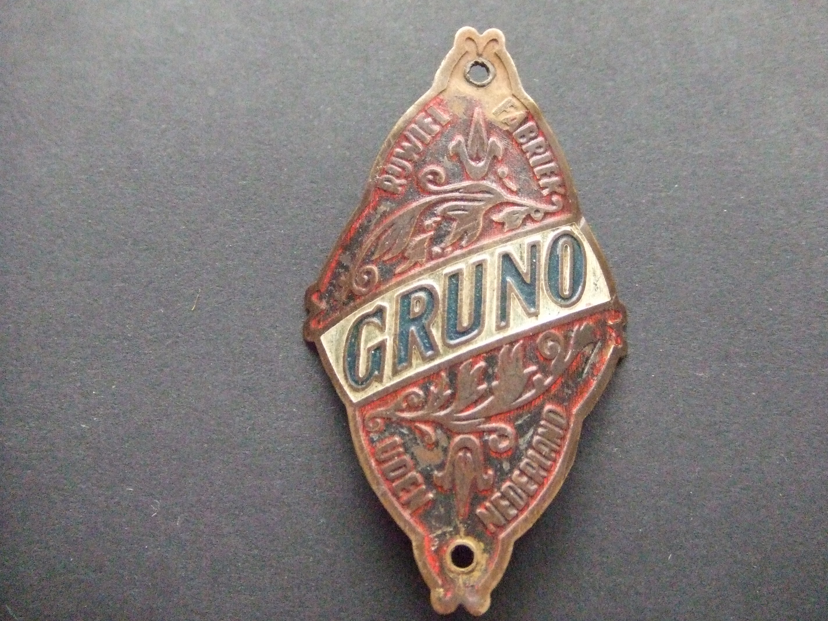 Gruno rijwielfabriek Uden oud balhoofdplaatje 18